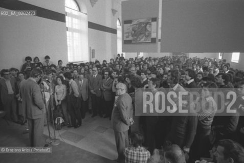 VENEZIA 1975 TRENTESIMO CONVEGNO LIBERAZIONE ARCHITETTURA IUAV © ARCHIVIO Graziano Arici/Rosebud2  CONFERENZA IUAV SEDE ARCHITETTURA INAUGURAZIONE