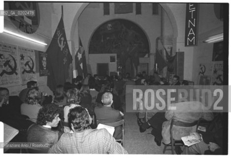 VENEZIA 1975 DIBATTITO POLITICO PCI © ARCHIVIO Graziano Arici/Rosebud2  POLITICA DIBATTITO PARTITO COMUNISTA PCI SEZIONE DI SAN POLO VENEZIA