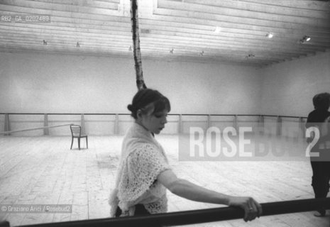 VENEZIA 1975 MARTHA GRAHAM ALLACCADEMIA DI DANZA PER PROVE INCONTRO A QUATTRO © ARCHIVIO Graziano Arici/Rosebud2  BALLERINA COREOGRAFA DANZATRICE MARTHA GRAHAM PROVE INCONTRO A QUATTRO ACCADEMIA DANZA