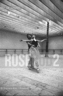 VENEZIA 1975 ACCADEMIAN DI DANZA PROVE INCONTRO A QUATTRO CON MARTHA GRAHAM © ARCHIVIO Graziano Arici/Rosebud2  BALLERINA DANZATRICE MARTHA GRAHAM PROVE BALLETTO INCONTRO A QUATTRO ACCADEMIA DANZA