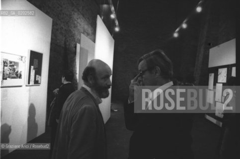 VENEZIA 1975 BIENNALE ARCHITETTURA VITTORIO GREGOTTI MOSTRA PROPOSTE PER IL MULINO STUCKY NEI MAGAZZINI DEL SALE  © ARCHIVIO Graziano Arici/Rosebud2  ARCHITETTO VITTORIO GREGOTTI MAGAZZINI DEL SALE ZATTERE BIENNALE ARCHITETTURA MOSTRA PROPOSTE PER IL MULINO STUCKY