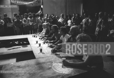 VENEZIA 1975 LA BIENNALE LABORATORIO INTERNAZIONALE © ARCHIVIO Graziano Arici/Rosebud2  MUSICA PAESI EXTRAEUROPEI FESTA CONFERENZA INCONTRO