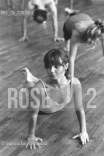 VENEZIA 1976 BIENNALE PROVE ALLIEVI ACCADEMIA INTERNAZIONALE DANZA © ARCHIVIO Graziano Arici/Rosebud2  PROVE DANZA BIENNALE ALLIEVI ACCADEMIA INTERNAZIONALE DANZA FONDAZIONE GIORGIO CINI  ISOLA DI SAN GIORGIO