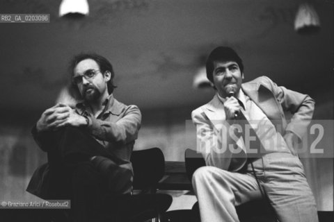 VENEZIA 1976 BRIAN FERNEYHOUGH © ARCHIVIO Graziano Arici/Rosebud2  XXXVII BIENNALE MUSICA COMPOSITORE BRIAN FERNEYHOUGH MUSICA DA CAMERA ESAGUITE DAL BERNER STEICHQUARTETT FLAUTISTA PIERRE-YVES ARTAUD TEATRO LA FENICE