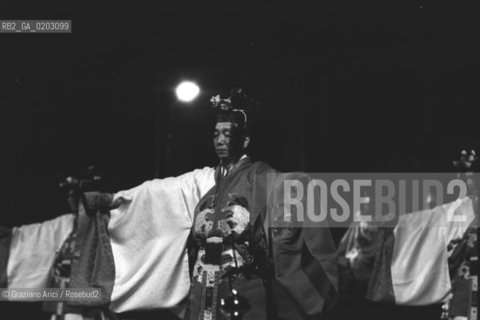 VENEZIA 1976 GAGAKU © ARCHIVIO Graziano Arici/Rosebud2  XXXVII BIENNALE MUSICA SPETTACOLO GAGAKU MUSICHE E BALLI CORTE IMPERIALE TOKYO PALAZZO DUCALE