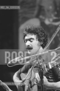 VENEZIA 1977 PRIMO PIANO ALBERTO DAMICO © ARCHIVIO Graziano Arici/Rosebud2  MUSICA POPOLARE CANZONIERE POPOLARE VENETO