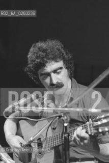 VENEZIA 1977 PRIMO PIANO ALBERTO DAMICO © ARCHIVIO Graziano Arici/Rosebud2  MUSICA POPOLARE CANZONIERE POPOLARE VENETO