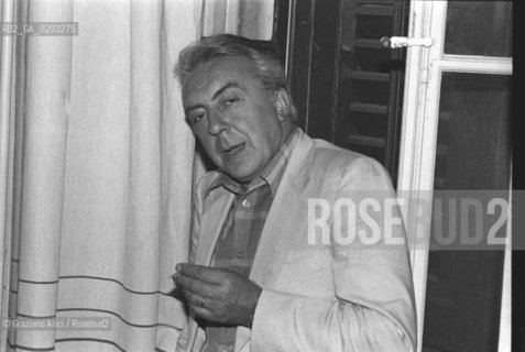 TRIESTE 1977 PRIMO PIANO PSICHIATRA © ARCHIVIO Graziano Arici/Rosebud2  RESEAU PSICHIATRI INCONTRO PSICHIATRIA FRANCO BASAGLIA PAZIENTI OSPEDALE PSICHIATRICO