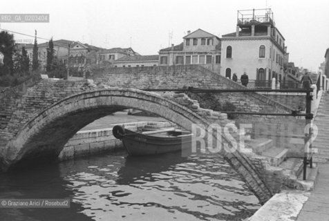 VENEZIA 1978 DEGRADO VENEZIA PONTE © ARCHIVIO Graziano Arici/Rosebud2  PONTE DISFACIMENTO SOSTEGNI FERRO