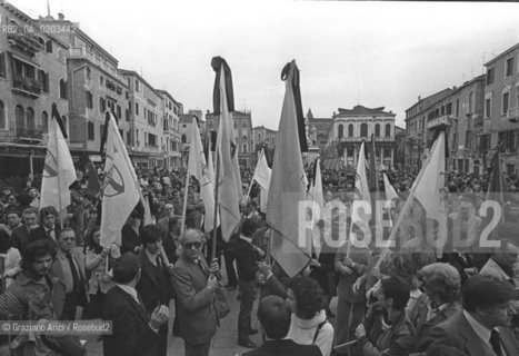 VENEZIA 1978 MANIFESTAZIONE PER LUCCISIONE DI ALDO MORO © ARCHIVIO Graziano Arici/Rosebud2  MANIFESTAZIONE PCI UCCISIONE MORTE ALDO MORO VENEZIA
