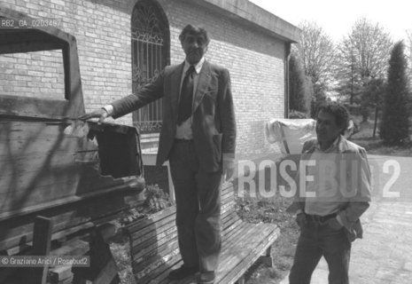 VENEZIA 1979 FRANCO BASAGLIA E DOMENICO CASAGRANDE © ARCHIVIO Graziano Arici/Rosebud2  PSICHIATRA FRANCO BASAGLIA NINO CASAGRANDE OSPEDALE PSICHIATRICO MANICOMI BARCA ROTTA