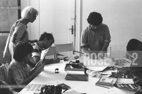 VENEZIA 1979 WORKS SHOPS CON IL FOTOGRAFO GUY LE QUERREC © ARCHIVIO Graziano Arici/Rosebud2  LABORATORIO DI LAVORO VENEZIA 79 LA FOTOGRAFIA WORKS SHOPS