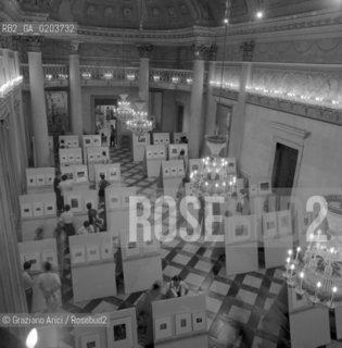 VENEZIA 1979 ALLESTIMENTO DEL CORRER © ARCHIVIO Graziano Arici/Rosebud2  SALONI ALLESTIMENTO MOSTRA VENEZIA 79 LA FOTOGRAFIA CORRER