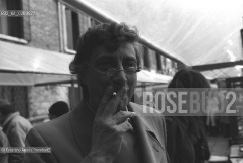 VENEZIA 1977 PRIMO PIANO FRANCO BASAGLIA CHE FUMA © ARCHIVIO Graziano Arici/Rosebud2  PSICHIATRA FRANCO BASAGLIA