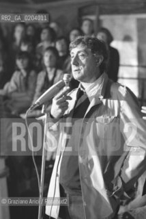 TRIESTE 1977 FRANCO BASAGLIA © ARCHIVIO Graziano Arici/Rosebud2  RESEAU PSICHIATRI INCONTRO PSICHIATRIA FRANCO BASAGLIA PAZIENTI OSPEDALE PSICHIATRICO