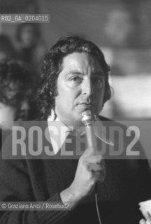 TRIESTE 1977 PRIMO PIANO PSICHIATRA © ARCHIVIO Graziano Arici/Rosebud2  RESEAU PSICHIATRI INCONTRO PSICHIATRIA FRANCO BASAGLIA PAZIENTI OSPEDALE PSICHIATRICO