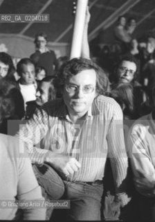 TRIESTE 1977 PRIMO PIANO PSICHIATRA © ARCHIVIO Graziano Arici/Rosebud2  RESEAU PSICHIATRI INCONTRO PSICHIATRIA FRANCO BASAGLIA PAZIENTI OSPEDALE PSICHIATRICO