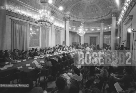 VENEZIA 1977 CONVEGNO STORIA BIENNALE IL DISSENSO CULTURALE © ARCHIVIO Graziano Arici/Rosebud2  LIBERTA’ E SOCIALISMO MOVIMENTI STORICI DEL DISSENSO SALA NAPOLEONICA MUSEO CORRER