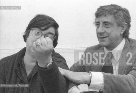 VENEZIA 1979 FRANCO BASAGLIA CON PAZIENTE © ARCHIVIO Graziano Arici/Rosebud2  PSICHIATRA FRANCO BASAGLIA OSPEDALE PSICHIATRICO PROVINCIALE TRIESTE