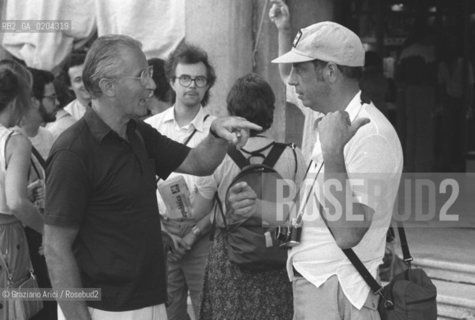 VENEZIA 1979 FOTOGRAFO LEE FRIEDLANDER E FULVIO ROITER  © ARCHIVIO Graziano Arici/Rosebud2  MOSTRA VENEZIA79 LA FOTOGRAFIA WORKS SHOPS PIAZZA SAN MARCO