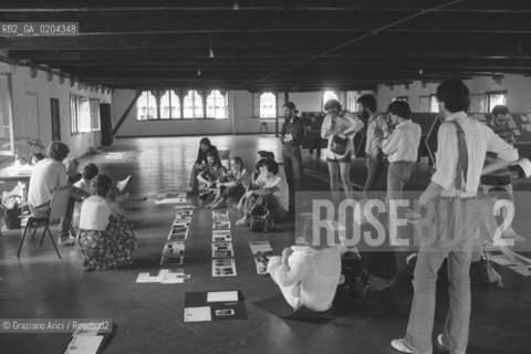 VENEZIA 1979 WORKS SHOPS CON IL FOTOGRAFO WILL MCBRIDE  © ARCHIVIO Graziano Arici/Rosebud2  MOSTRA VENEZIA 79 LA FOTOGRAFIA PALAZZO FORTUNY