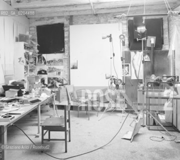 VENEZIA 1979 INTERNI STUDIO SMITH © ARCHIVIO Graziano Arici/Rosebud2  INTERNI STUDIO FOTOGRAFICO FOTOGRAFO MARK SMITH