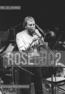 MESTRE 1980 MANIFESTAZIONE MESTRE JAZZ 80 JAZZISTA PAUL RUTHERFORD  © ARCHIVIO Graziano Arici/Rosebud2  MUSICA CONVERSACTIONS