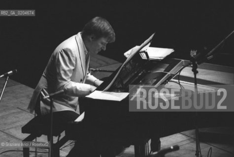 VENEZIA1980 MANIFESTAZIONE MESTRE JAZZ 80 JAZZISTA MIKE WESTBROOK © ARCHIVIO Graziano Arici/Rosebud2  MUSICA BRASS BAND  TEATRO GOLDONI