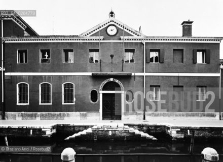 VENEZIA 1980 TABACCHIFICIO A VENEZIA © ARCHIVIO Graziano Arici/Rosebud2  ARCHEOLOGIA INDUSTRIALE TABACCHI