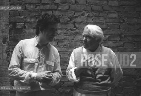 VENEZIA 1980 ARCHITETTO PAOLO PORTOGHESI INAUGURAZIONE CORDERIE PER LA 39ESIMA BIENNALE ARCHITETTURA © ARCHIVIO Graziano Arici/Rosebud2  COSTRUZIONE STRADA NOVISSIMA ARSENALE VERNICE