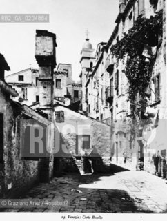 VENEZIA 1980 CORTE BOSELLO  © ARCHIVIO Graziano Arici/Rosebud2  FOTOGRAFIE VENEZIA 1800