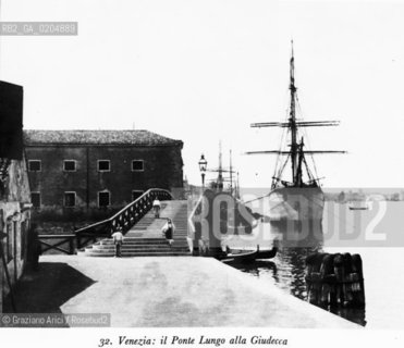 VENEZIA 1980 IL PONTE LUNGO ALLA GIUDECCA © ARCHIVIO Graziano Arici/Rosebud2  FOTOGRAFIE VENEZIA 1800