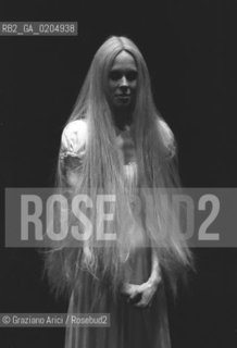 VENEZIA 1981 DANZATRICE COREOGRAFA CAROLYN CARSON © ARCHIVIO Graziano Arici/Rosebud2  BIENNALE DANZA 81 BALLO UNDICI ONDE TEATRO MALIBRAN