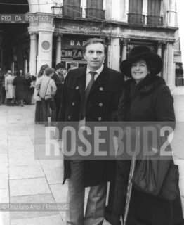 VENEZIA 1981 PITTORE MOSAICISTA BRUNO TOSI © ARCHIVIO Graziano Arici/Rosebud2  PIAZZA SAN MARCO
