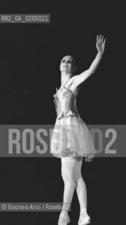 VENEZIA 1981 BALLERINA      © ARCHIVIO Graziano Arici/Rosebud2  BIENNALE DANZA 81 BALLETTO PAS DE TROIS PIAZZA SAN MARCO