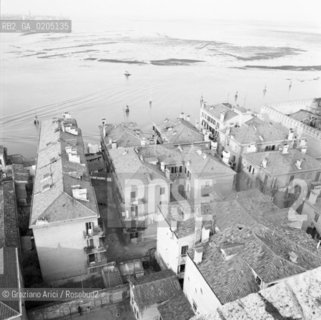 VENEZIA 1982 VEDUTA DAL CAMPANILE DI SAN FRANCESCO DELLA VIGNA © ARCHIVIO Graziano Arici/Rosebud2  BARENA LAGUNA