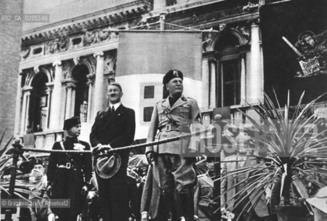 VENEZIA 1982 HITLER IN PIAZZA SAN MARCO © ARCHIVIO Graziano Arici/Rosebud2  ARCHIVIO STORICO FASCISMO NAZISMO