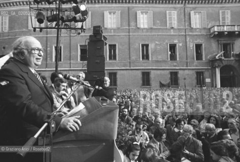 RAVENNA 1983 POLITICO STORICO GIORNALISTA MINISTRO DELLA DIFESA GIOVANNI SPADOLINI © ARCHIVIO Graziano Arici/Rosebud2  PRIMO FESTIVAL REPUBBLICANI POLITICA MNANFIESTAZIONE