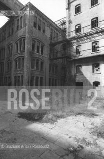 VENEZIA 1984 ESTERNI MULINO STUCKY © ARCHIVIO Graziano Arici/Rosebud2   RCHEOLOGIA INDUSTRIALE MULINO STUCKY PRE-INCENDIO INTERNI GIUDECCA