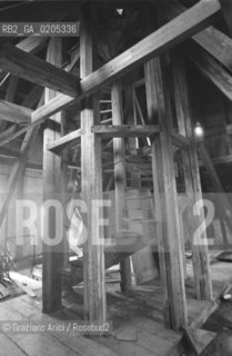 VENEZIA 1984 INTERNI MULINO STUCKY © ARCHIVIO Graziano Arici/Rosebud2   ARCHEOLOGIA INDUSTRIALE MULINO STUCKY PRE-INCENDIO INTERNI GIUDECCA