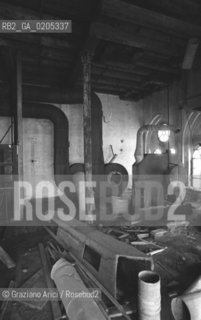 VENEZIA 1984 INTERNI MULINO STUCKY © ARCHIVIO Graziano Arici/Rosebud2   ARCHEOLOGIA INDUSTRIALE MULINO STUCKY PRE-INCENDIO INTERNI GIUDECCA