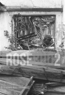 VENEZIA 1984 ESTERNI MULINO STUCKY © ARCHIVIO Graziano Arici/Rosebud2   ARCHEOLOGIA INDUSTRIALE MULINO STUCKY PRE-INCENDIO INTERNI GIUDECCA