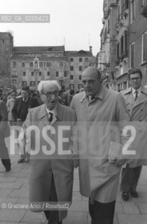 VENEZIA 1985 POLITICO GIANNI PELLICANI E GIOBATTA GIANQUINTO PER VENEZIA © ARCHIVIO Graziano Arici/Rosebud2  POLITICA INCONTRO DEMOCRATICI SINISTRA