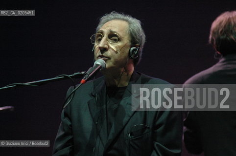 VENICE 5/07/07 - CONCERTO OF THE COMPOSER AND SINGER FRANCO BATTIATO IN ST. MARKS SQUARE ©Graziano Arici/Rosebud2 CANTANTE MUSICA POP ROCK