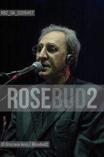 VENICE 5/07/07 - CONCERTO OF THE COMPOSER AND SINGER FRANCO BATTIATO IN ST. MARKS SQUARE ©Graziano Arici/Rosebud2 CANTANTE MUSICA POP ROCK