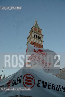 VENICE 5/07/07 - CONCERTO OF THE COMPOSER AND SINGER FRANCO BATTIATO IN ST. MARKS SQUARE ©Graziano Arici/Rosebud2 CANTANTE MUSICA POP ROCK EMERGENCY