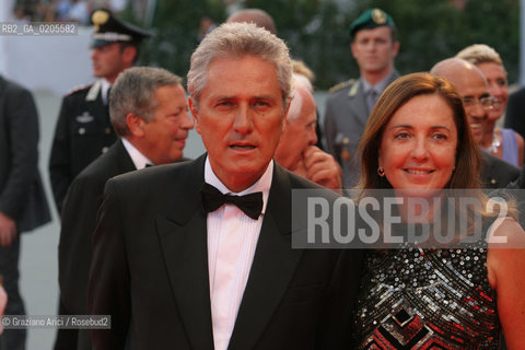 28_08_2007 - VENICE - 64TH FILM FESTIVAL - RED CARPET  - THE POLITICIAN FRANCESCO RUTELLI WITH HIS WIFE BARBARA PALOMBELLI ©Graziano Arici/Rosebud2