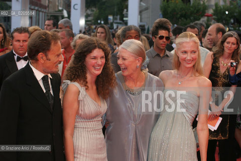 28_08_2007 - VENICE - 64TH FILM FESTIVAL - RED CARPET  - THE ACTRESS VANESSA REDGRAVE WITH HER DAUGHTERS AND THE ACTOR FRANCO NERO ©Graziano Arici/Rosebud2