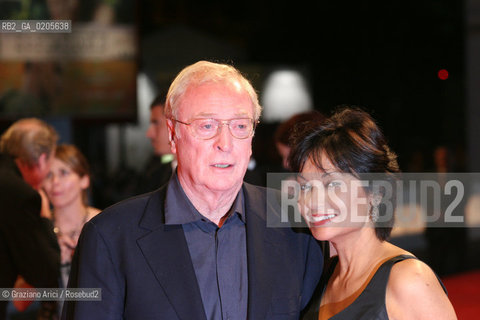 30_08_2007 - VENICE - 64TH FILM FESTIVAL - RED CARPET FILM SLEUTH THE ACTOR MICHAEL CAINE WITH HIS WIFE ©Graziano Arici/Rosebud2