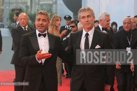 31_08_2007 - VENICE - 64TH FILM FESTIVAL - FILM MICHAEL CLAYTON  THE ACTOR GEORGE CLOONEY  WITH THE DIRECTOR TONY GILROY. ©Graziano Arici/Rosebud2